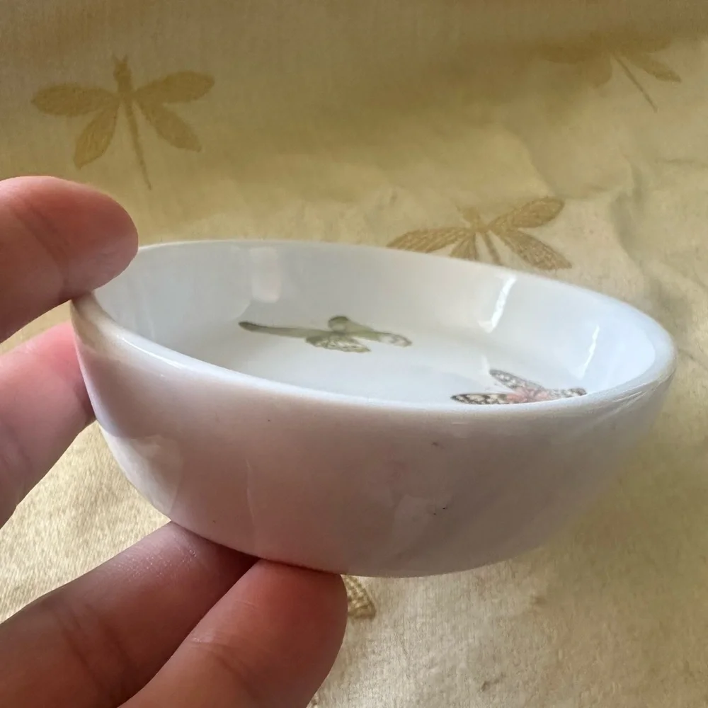 Isaac Mizrahi Butterfly Ceramic Soap Dish / Jewelry Catchall.